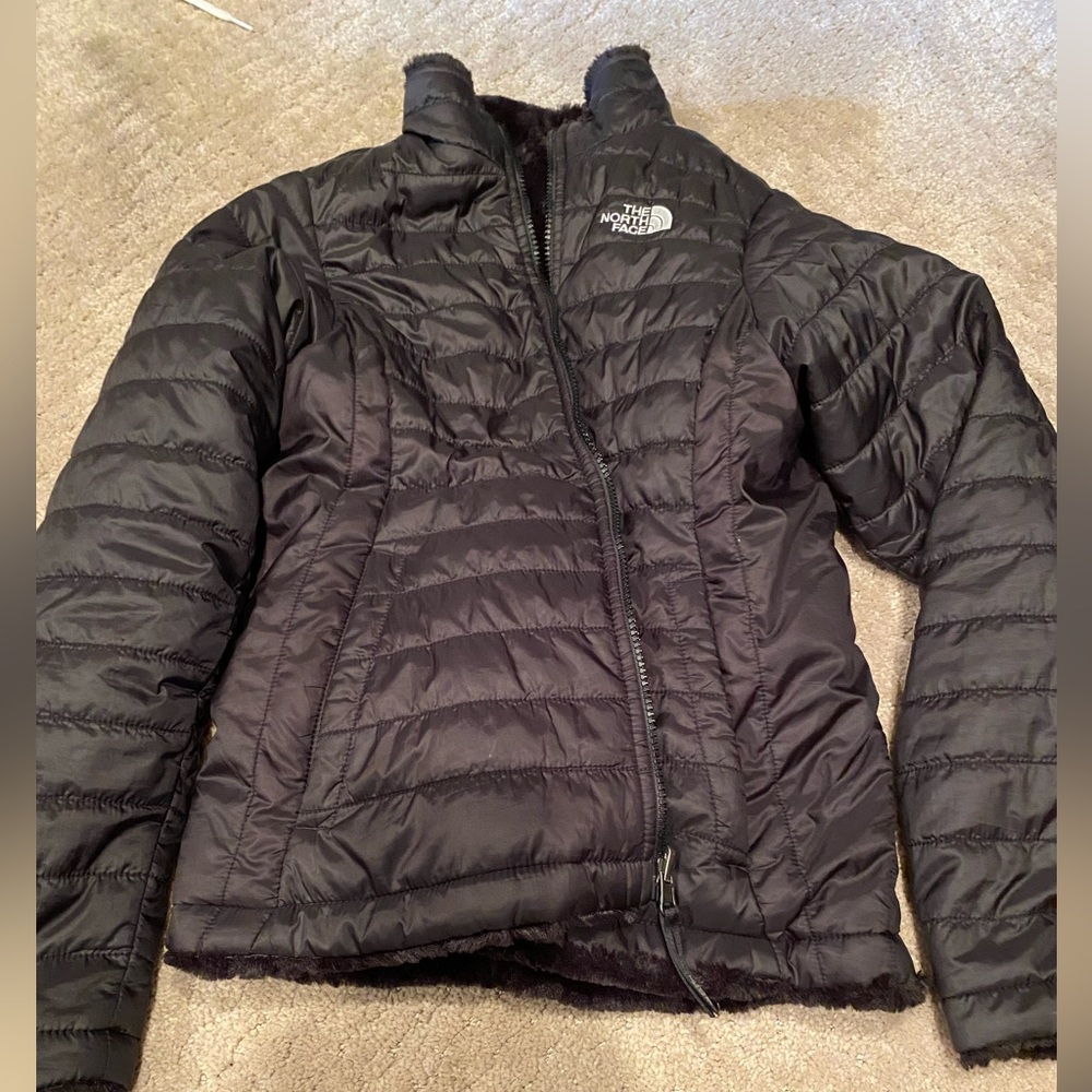 North Face reversible jacket - girl’s size Large